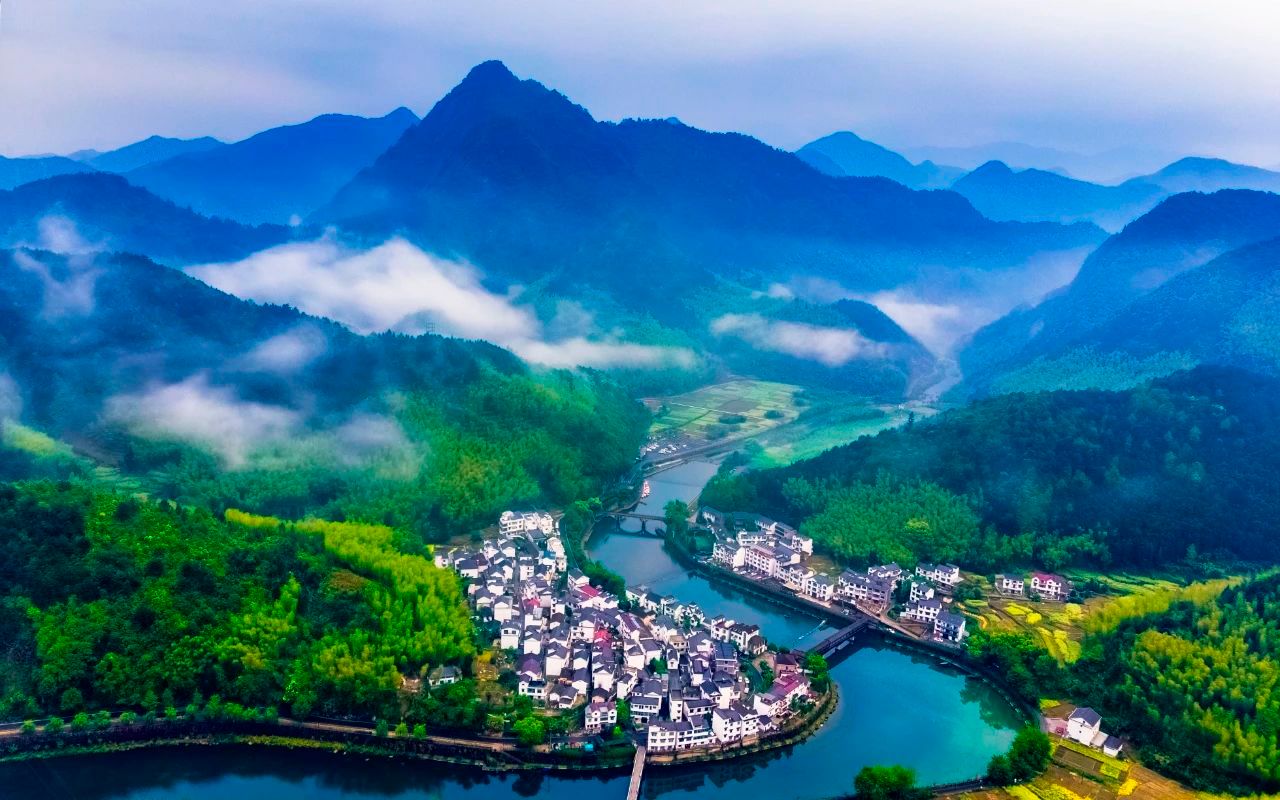 浙江播音稿,东方明珠的美丽与富饶之歌