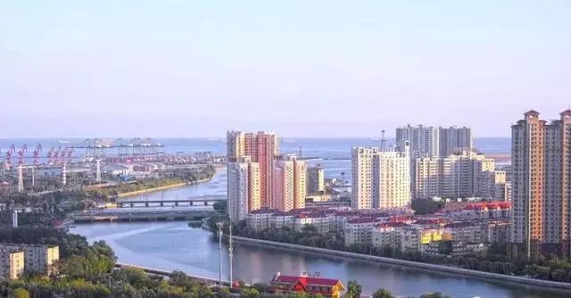 秦皇岛的魅力与活力探索